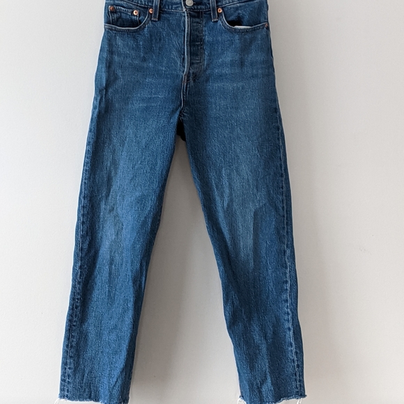 Levi's wedgie straight jeans. Size 26. - Picture 1 of 5